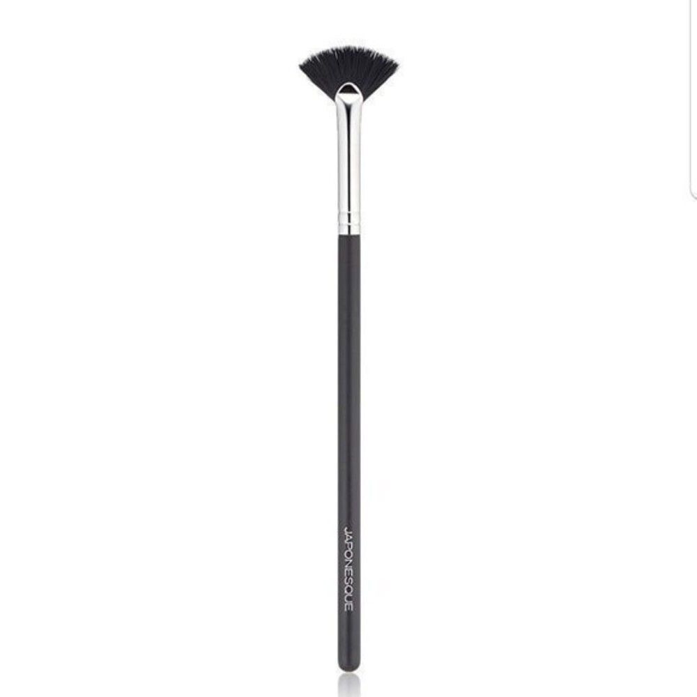 Japonesque Eye Highlighter Fan Brush  9 0088 - Picture 7 of 7